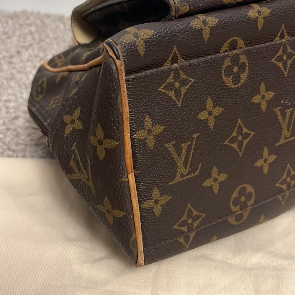 SOLD ✨✨Authentic Louis Vuitton Manhattan - Picture 10 of 15